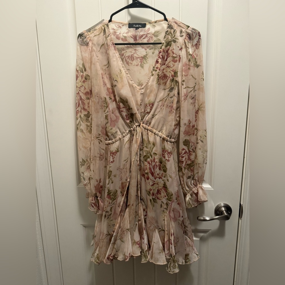 Boutique brand Floral Long Sleeve Mini Dress in Size Small
